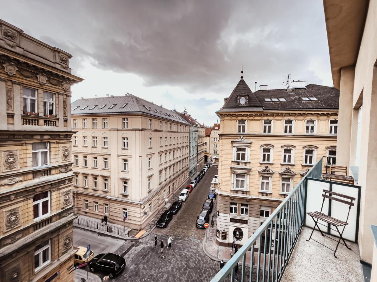 Turnkey I Vintage Terrace Apartment Praga Zewnętrze zdjęcie