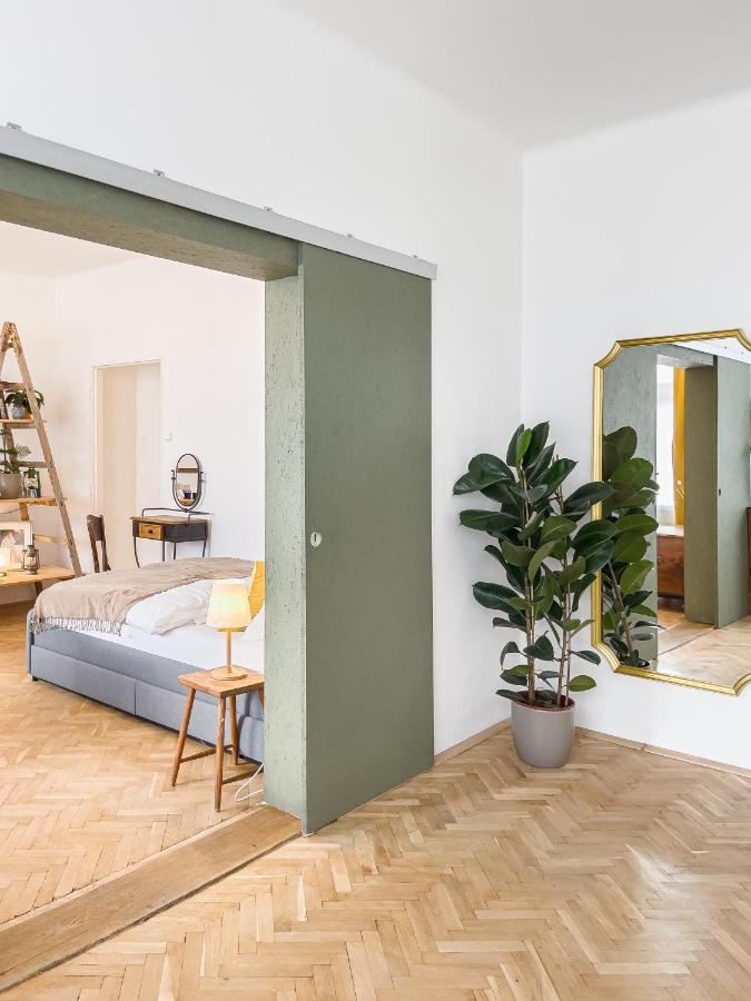 Turnkey I Vintage Terrace Apartment Praga Zewnętrze zdjęcie